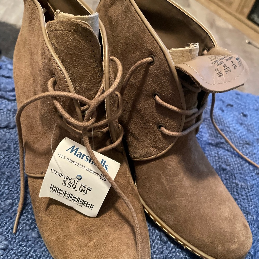 Brand new with tags Franco sarto wedges
